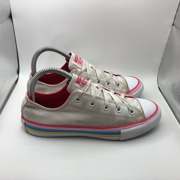 Converse beige womens sneakers size 4Y/ womens 6 - Picture 2 of 9